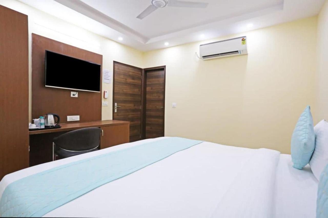Hotel Mannat Bhera Enclave Νέο Δελχί Εξωτερικό φωτογραφία